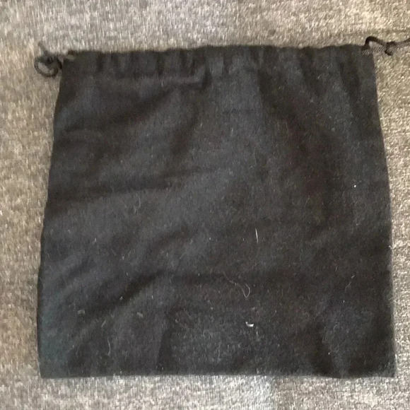 St. John Black Dust Bag - Picture 2 of 2